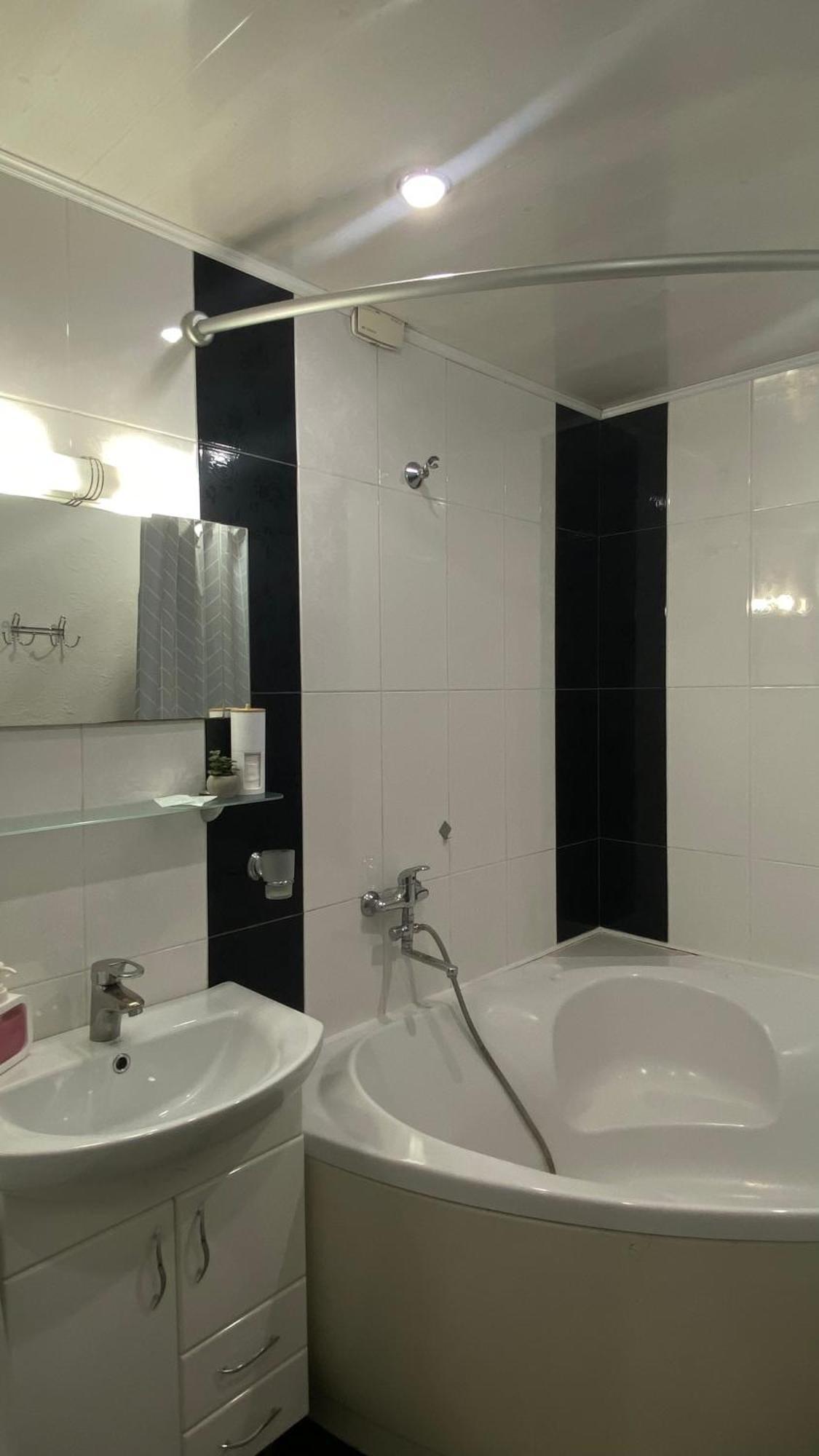 Cozy And Comfortable Apartment Cherkasy Luaran gambar